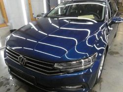 Blau Gebraucht 2022 VW Passat Business Limousine | 14.637 € (Fairer Preis)