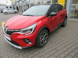 Rot Gebraucht 2021 Renault Captur Intens SUV | 18.690 € (Etwas zu teuer)