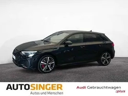 Mythosschwarz metallic Gebraucht 2023 Audi A3 Sportback e-tron S-Line Limousine | 35.970 € (Teuer)