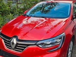 Rot Gebraucht 2018 Renault Mégane IV Intens Limousine | 12.500 € (Fairer Preis)