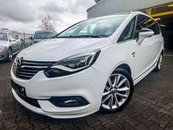 Weiß Gebraucht 2017 Opel Zafira Business Van / Kleinbus | 13.400 € (Fairer Preis)
