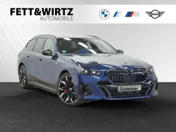 Phytonicblau metallic Gebraucht 2024 BMW i5 Comfort Edition Limousine | 62.888 €