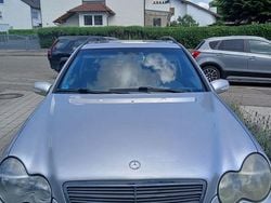 Silber Gebraucht 2001 Mercedes C200 Classic Kombi | 1.599 € (Guter Preis)