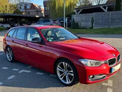 Rot Gebraucht 2012 BMW 320 Sport Line Kombi | 9.990 € (Fairer Preis)