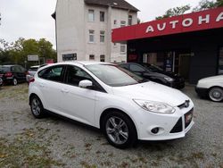Weiß Gebraucht 2013 Ford Focus Champions Edition Limousine | 6.590 € (Fairer Preis)