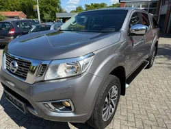 Grau Gebraucht 2018 Nissan Navara N-Connecta Abholung | 27.990 € (Etwas zu teuer)