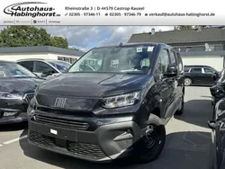 Schwarz Neu 2025 Fiat Doblò Feel Van / Kleinbus | 29.990 € (Etwas zu teuer)