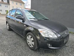 Schwarz Gebraucht 2009 Kia Ceed Kombi | 1.900 € (Guter Preis)