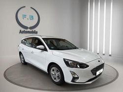 Weiß Gebraucht 2021 Ford Focus Cool & Connect Limousine | 10.899 € (Teuer)