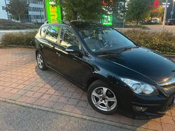 Schwarz Gebraucht 2012 Hyundai i30 Kombi | 3.500 €
