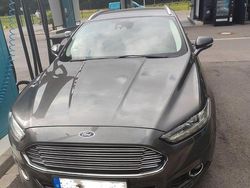 Grau Gebraucht 2016 Ford Mondeo Titanium Kombi | 12.000 € (Fairer Preis)