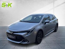 Cosmicsilber metallic Neu 2025 Toyota Corolla Kombi | 37.990 € (Etwas zu teuer)