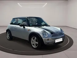 Silber Gebraucht 2002 Mini Cooper Kleinwagen | 4.490 € (Etwas zu teuer)
