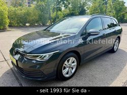 Grau Gebraucht 2022 VW Golf VIII Life Kombi | 17.999 € (Guter Preis)