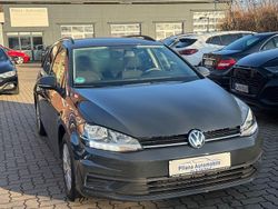 Grau Gebraucht 2018 VW Golf VII Limousine | 8.799 € (Guter Preis)