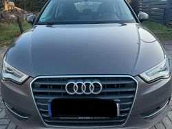 Grau Gebraucht 2014 Audi A3 Kleinwagen | 9.500 € (Fairer Preis)