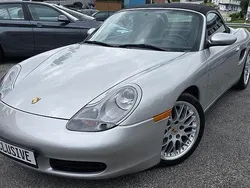 Silber Gebraucht 1999 Porsche Boxster Cabrio | 28.000 €