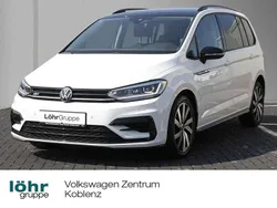 Pure white Gebraucht 2021 VW Touran Highline Van / Kleinbus | 31.980 € (Etwas zu teuer)