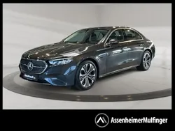 Grau Gebraucht 2024 Mercedes E220 Avantgarde Limousine | 49.009 € (Guter Preis)