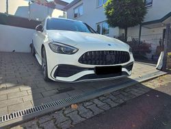 Weiß Gebraucht 2024 Mercedes C220 AMG Kombi | 38.900 € (Fairer Preis)