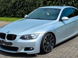 Silber Gebraucht 2009 BMW 320 M Performance Coupé | 10.500 € (Fairer Preis)
