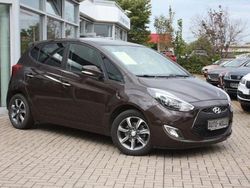 Braun Gebraucht 2016 Hyundai ix20 Kleinwagen | 13.950 € (Etwas zu teuer)