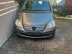 Grau Gebraucht 2008 Mercedes A200 Avantgarde Limousine | 1.650 € (Superpreis)