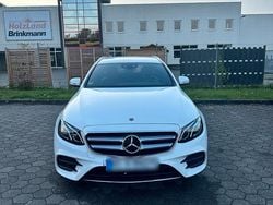 Weiß Gebraucht 2019 Mercedes E300 AMG Kombi | 25.400 € (Guter Preis)
