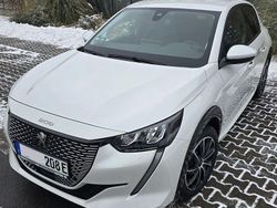 Weiß Gebraucht 2022 Peugeot e-208 Allure Kleinwagen | 14.790 € (Guter Preis)
