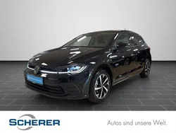Deep black perleffekt (metallic) Gebraucht 2024 VW Polo Move Limousine | 20.800 € (Fairer Preis)