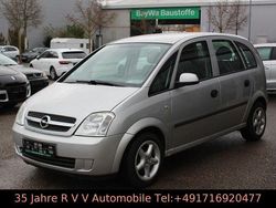 Silber Gebraucht 2005 Opel Meriva Van / Kleinbus | 3.900 €