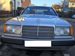 Silber Gebraucht 1988 Mercedes 230 Coupé | 4.300 €