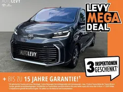 Titanium grey Gebraucht 2024 Toyota Proace Verso Team Kombi | 41.990 € (Fairer Preis)