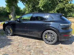 Schwarz Gebraucht 2022 Porsche Cayenne Sport SUV | 84.500 € (Guter Preis)