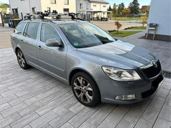 Silber Gebraucht 2012 Skoda Octavia Kombi | 6.490 € (Guter Preis)