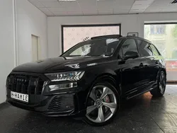 Schwarz Gebraucht 2021 Audi SQ7 Sport SUV | 62.990 € (Etwas zu teuer)