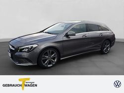 Grau Gebraucht 2018 Mercedes CLA220 Shooting Brake Kombi | 24.960 € (Etwas zu teuer)