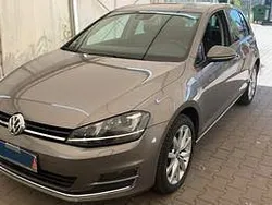 Grau Gebraucht 2016 VW Golf VII Highline Limousine | 16.780 € (Teuer)