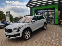 Weiß Gebraucht 2022 Skoda Kodiaq Style SUV | 39.390 € (Fairer Preis)