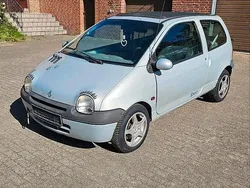 Silber Gebraucht 2000 Renault Twingo Kleinwagen | 1.100 € (Fairer Preis)