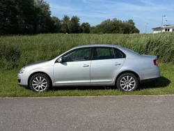 Silber Gebraucht 2009 VW Jetta Trendline Limousine | 7.000 € (Fairer Preis)