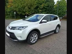 Weiß Gebraucht 2014 Toyota RAV4 Life SUV | 8.150 € (Superpreis)