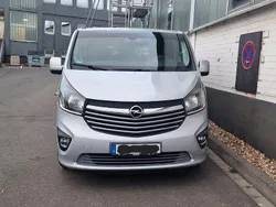 Silber Gebraucht 2017 Opel Vivaro Van | 9.500 € (Superpreis)
