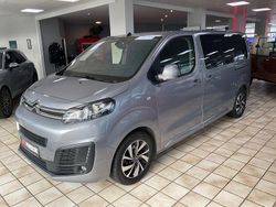 Grau Gebraucht 2020 Citroën Spacetourer Feel Van / Kleinbus | 21.990 € (Guter Preis)