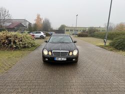 Schwarz Gebraucht 2007 Mercedes E220 Limousine | 5.500 € (Fairer Preis)
