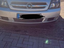 Grau Gebraucht 2004 Opel Vectra Limousine | 1.200 €