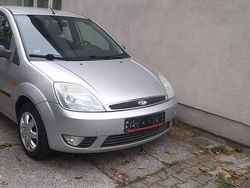 Grau Gebraucht 2003 Ford Fiesta Trend Limousine | 490 € (Superpreis)