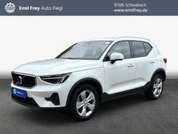 Crystal weißperleffekt Gebraucht 2024 Volvo XC40 Core SUV | 34.790 € (Fairer Preis)