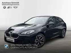 Saphirschwarz Gebraucht 2024 BMW 120 Sport Line Kleinwagen | 32.330 € (Guter Preis)