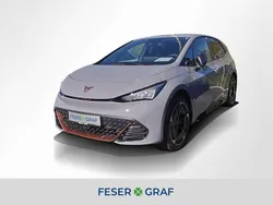 Grau (vapor grey) Neu 2025 Cupra Born Kleinwagen | 50.970 €